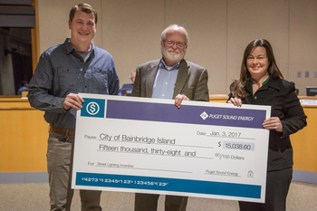 City of Bainbridge Island receives LED grant check from PSE